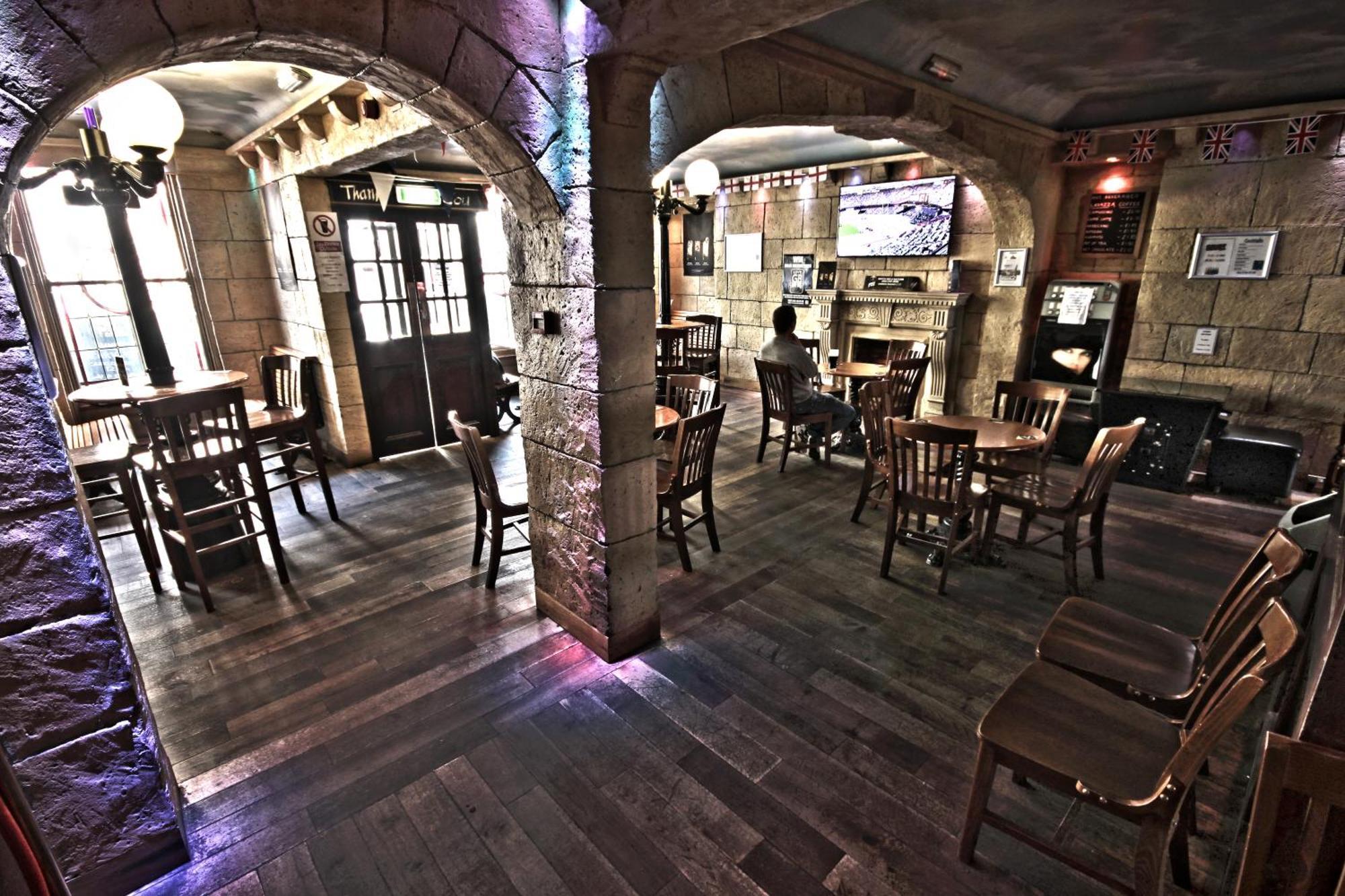 The George Hotel Whitby Bagian luar foto